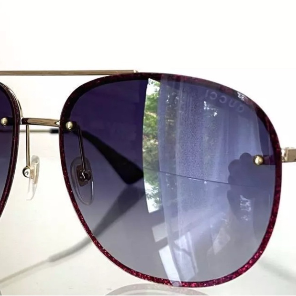 Gucci Aviator Sunglasses with UV Protection